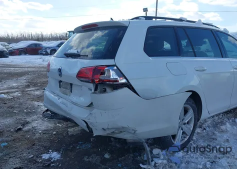 2015 Volkswagen Golf Sportwagen Tdi S 4-Door z USA, uszkodzony, nr VIN 3VWCA7AU9FM508586